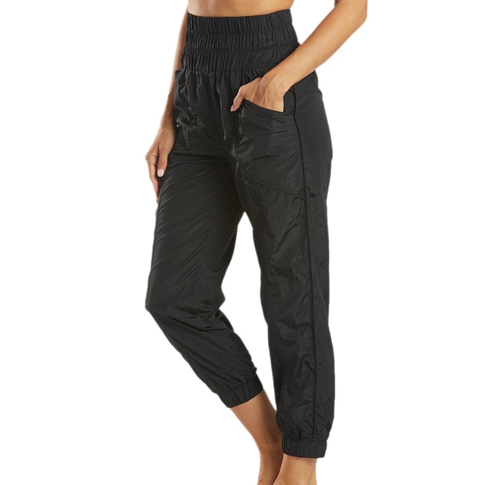 THE WAY HOME JOGGER
FREE PEOPLE